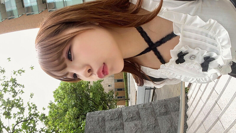 性欲強いイケメン限定逆ナン巨乳 肉食系むちむちメスガキ痴女炸裂即ハメ生中出し_1