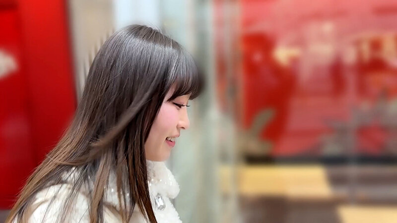 ももなちゃんが上半身裸で濃厚鼻フェラ_0