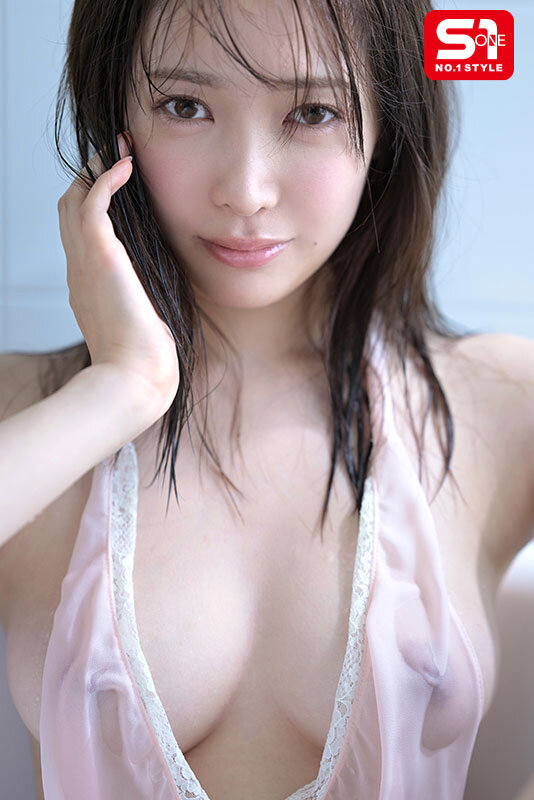 あの話題の超庶民お姉ちゃん、一歩イイオンナ感。人生初めて尽くし性交で絶頂イキまくり初体験3本番 鈴木希_13